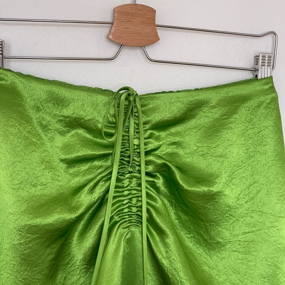 NWT & Other Stories Midi Skirt in Green Size US6 - Picture 3 of 7